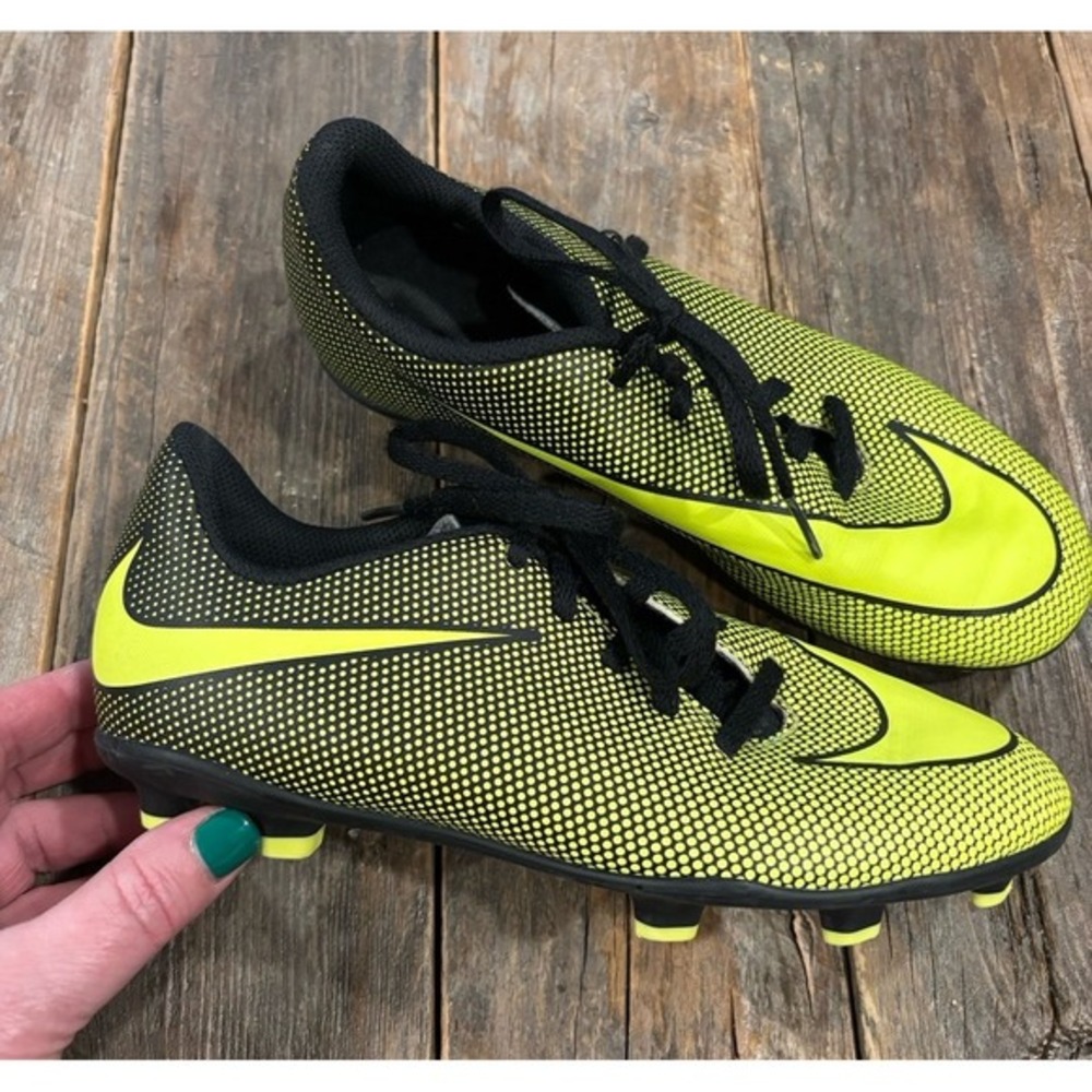 Nike youth soccer‎ cleats